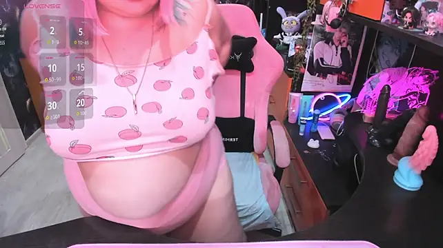 Softie_Sofy stripchat live cam model