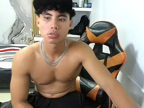 marcus_dick___ stripchat live cam model