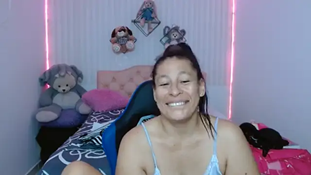 mature_martina stripchat live cam model