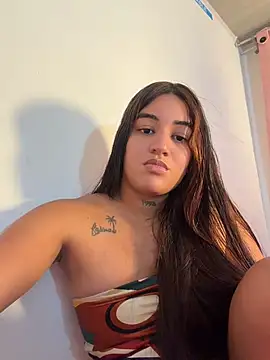 Little_Gaby_ stripchat live cam model