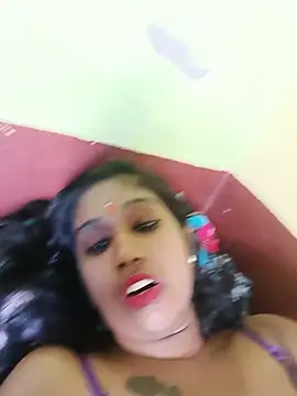 HOT-TIYA9 stripchat live cam model
