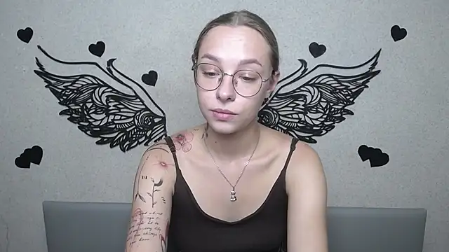SteshaGlass stripchat live cam model