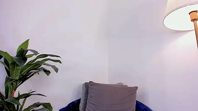 sweet_karinpaz777 stripchat live cam model