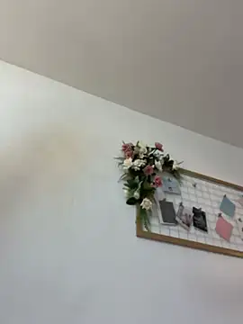 IvonneOwen stripchat live cam model