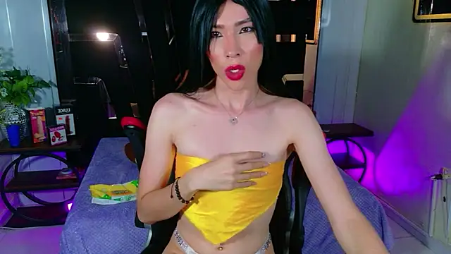 Thamara_Robertss stripchat live cam model