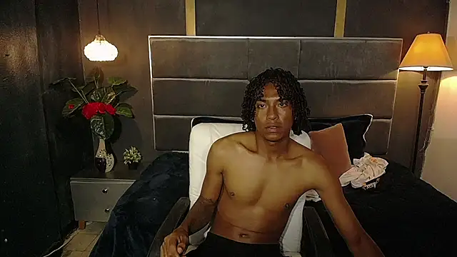 persy_wt24cm stripchat live cam model