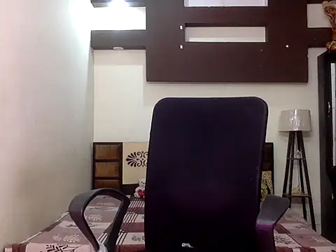 sweety-ritika stripchat live cam model