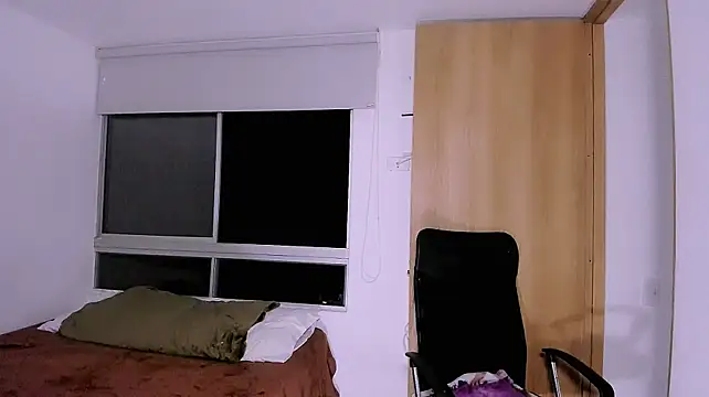 swets_Giana stripchat live cam model