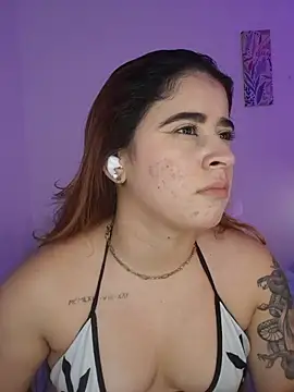 MartinaConnorr stripchat live cam model
