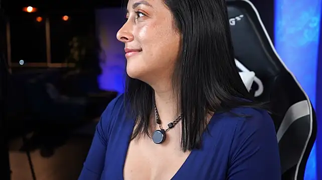 AnaPanther stripchat live cam model