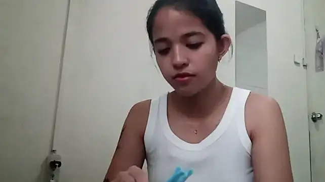 VicentaAltier stripchat live cam model