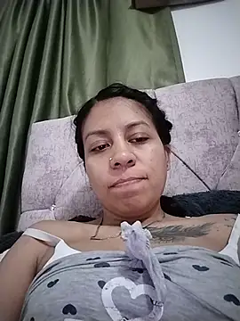 Tiphanydirty3 stripchat live cam model
