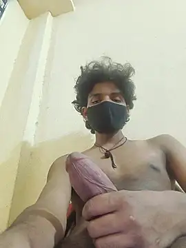 Hyd0yash stripchat live cam model