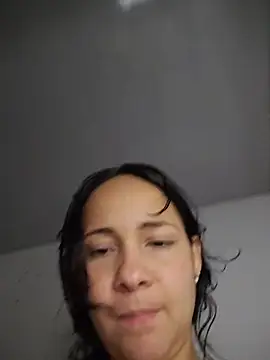 camiraya stripchat live cam model