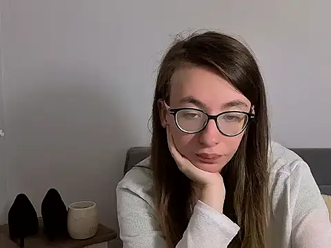 AnnaNatural stripchat live cam model