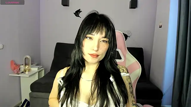 KissMeeMel stripchat live cam model