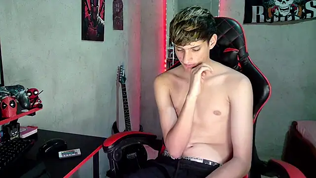 flaquito_junior stripchat live cam model