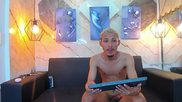 Camillo_Blssed stripchat live cam model