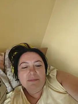 EmmaEmmy40 stripchat live cam model