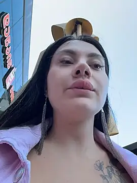 Wet__Bunny stripchat live cam model