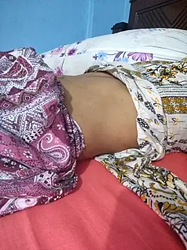 124pakhi stripchat live cam model
