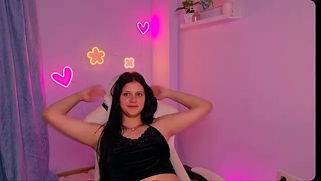 SofyLoren stripchat live cam model