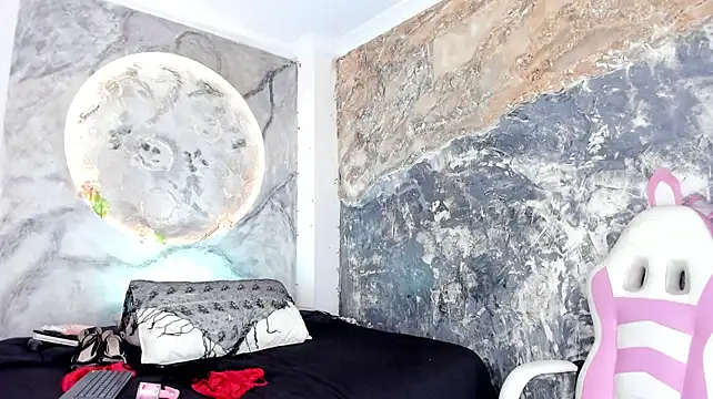 ElaWindsor stripchat live cam model