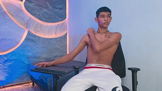 sex_boy33_ stripchat live cam model