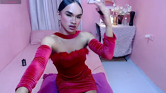 VivienneLuxe stripchat live cam model
