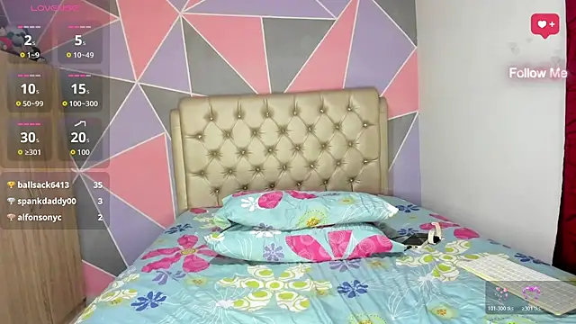 Vallolett_dariam stripchat live cam model