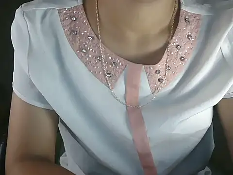 sanu_08 stripchat live cam model