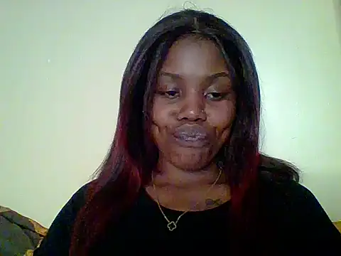 hippy_mell stripchat live cam model