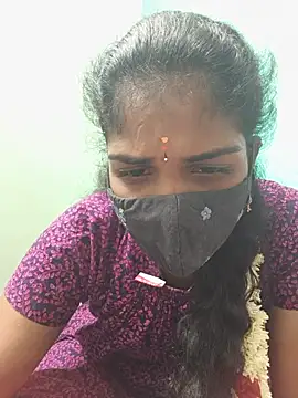 Tamil-yalini stripchat live cam model