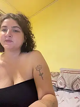 RoseTeddy_xo stripchat live cam model