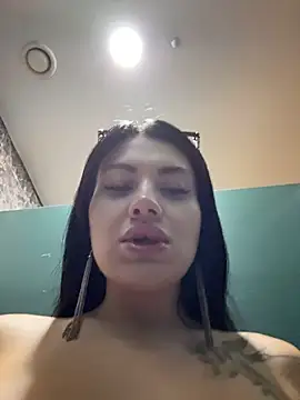 Wet__Bunny stripchat live cam model