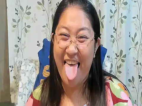 CHUBBY_ANGEL09 stripchat live cam model