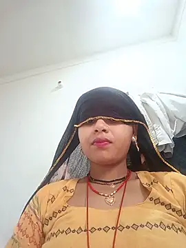 Big_hot44 stripchat live cam model