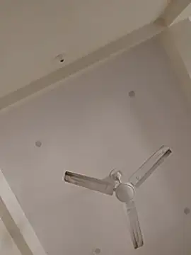 Realcumshow stripchat live cam model