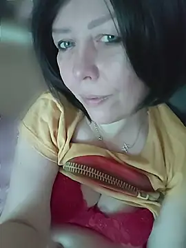 SweetTastes stripchat live cam model