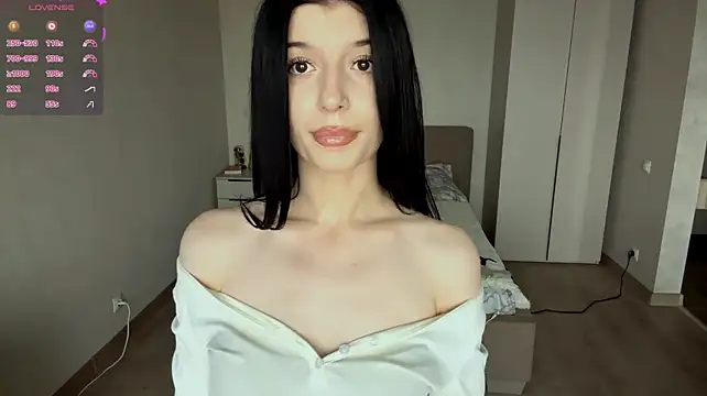 Tenalarim stripchat live cam model