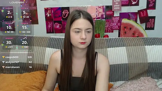 MilanaRoza stripchat live cam model