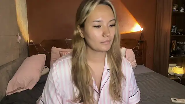immahawaii stripchat live cam model