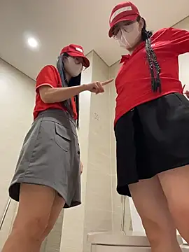 Sneaky_Cumshoot stripchat live cam model