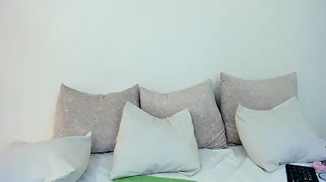 pink_dustt stripchat live cam model
