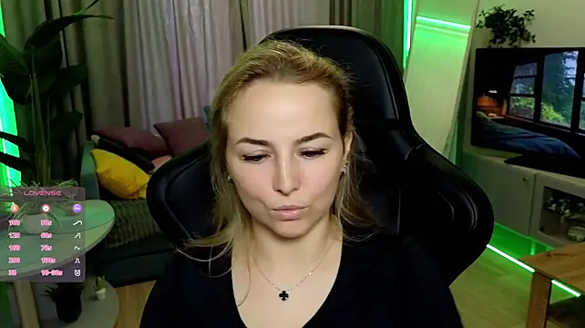 Mira_Mermayd stripchat live cam model