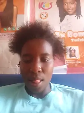 Agusi25 stripchat live cam model