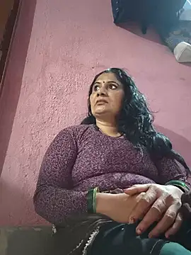 Rakhi99x stripchat live cam model