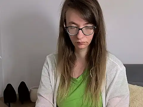 AnnaNatural stripchat live cam model