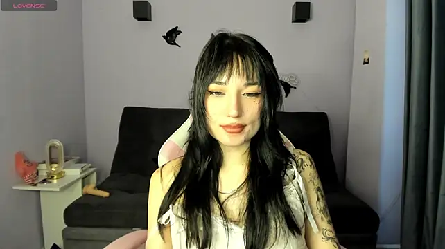 KissMeeMel stripchat live cam model