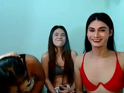 SweetgirlXts stripchat live cam model